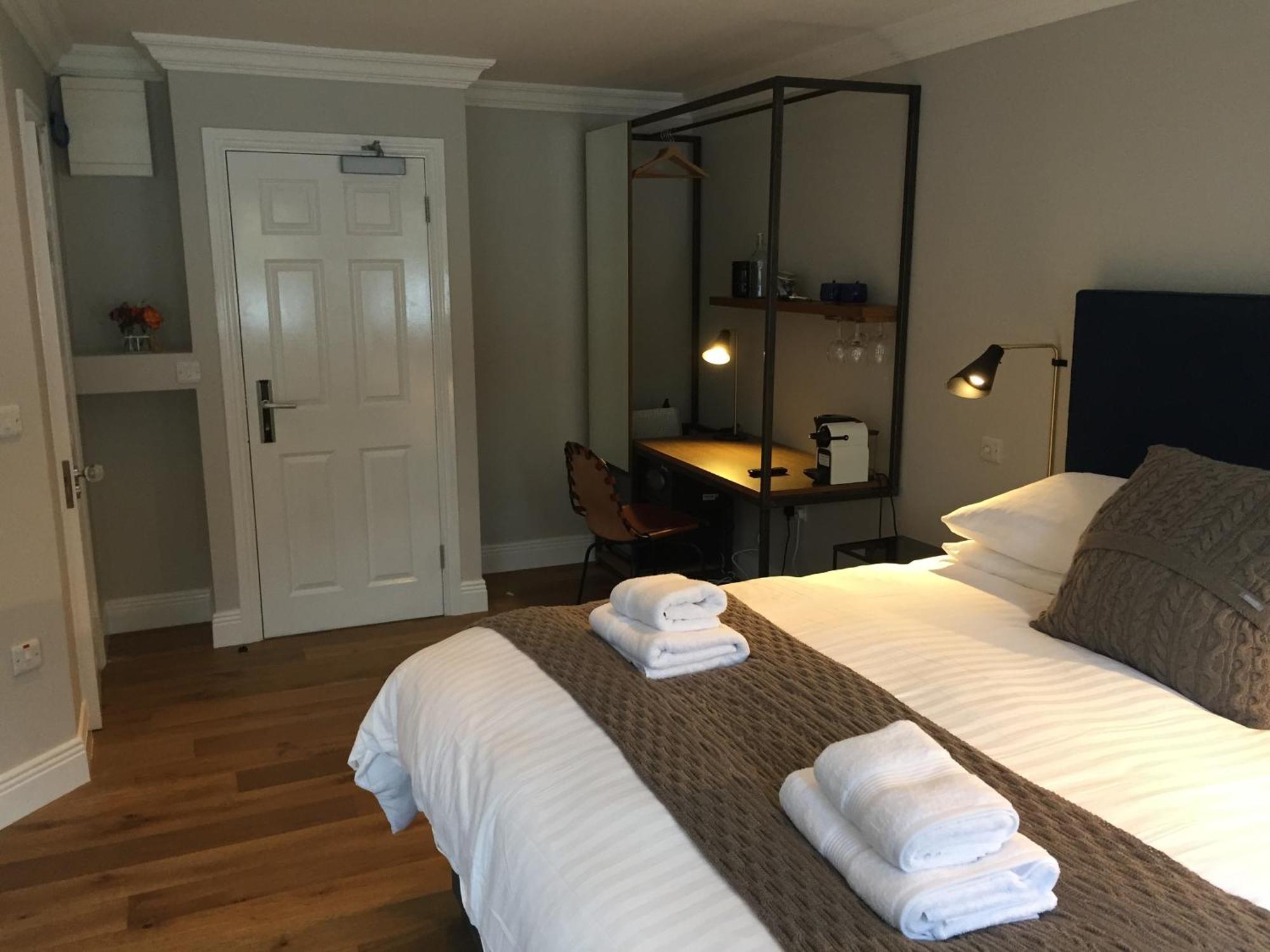 Pembroke Hall Dublin Rum bild