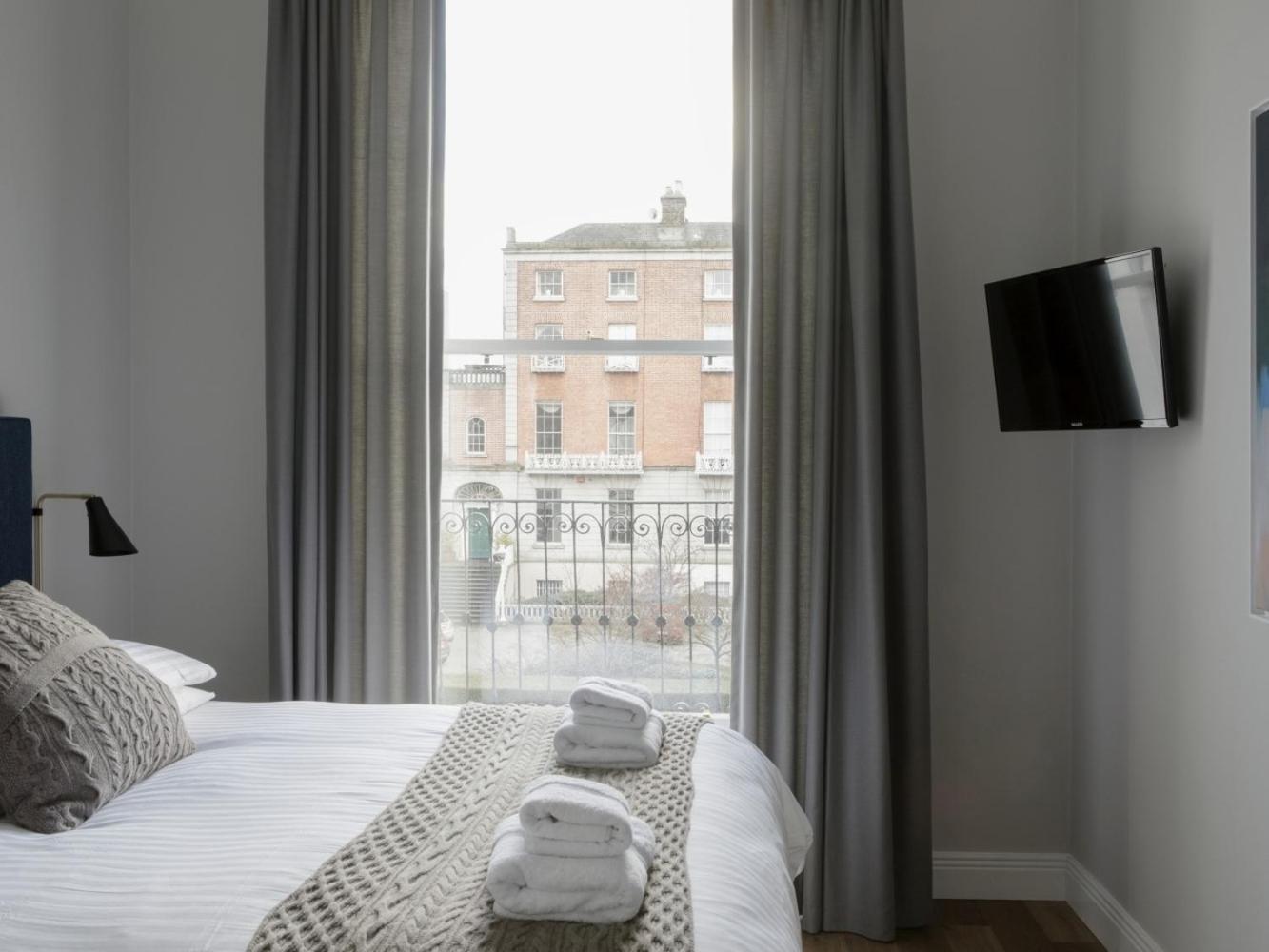 Pembroke Hall Dublin Rum bild