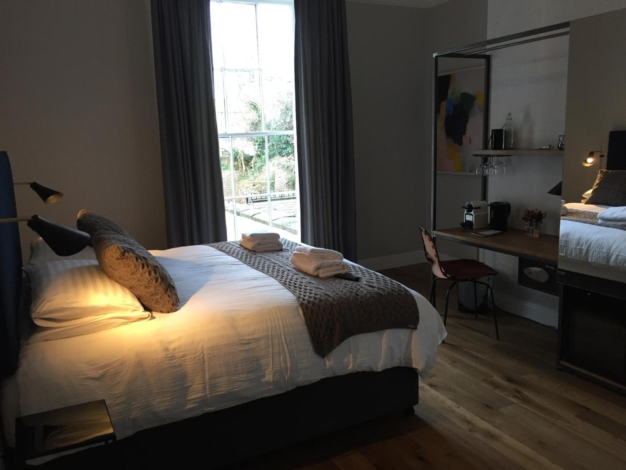 Pembroke Hall Dublin Rum bild